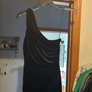Express Chic Black One-Shoulder Dress